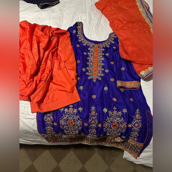 Indian wear suits (salwar/anarkali/plazzo) - Picture 6 of 12